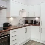 Apartment 4 The Keyes- Stunning & Stylish Apartment With Free Parking