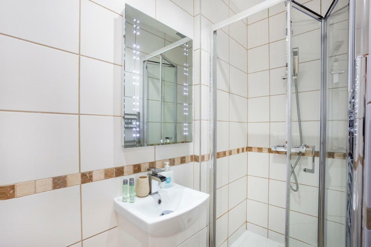 Apartamento 4 The Keyes- Stunning & Stylish With Free Parking